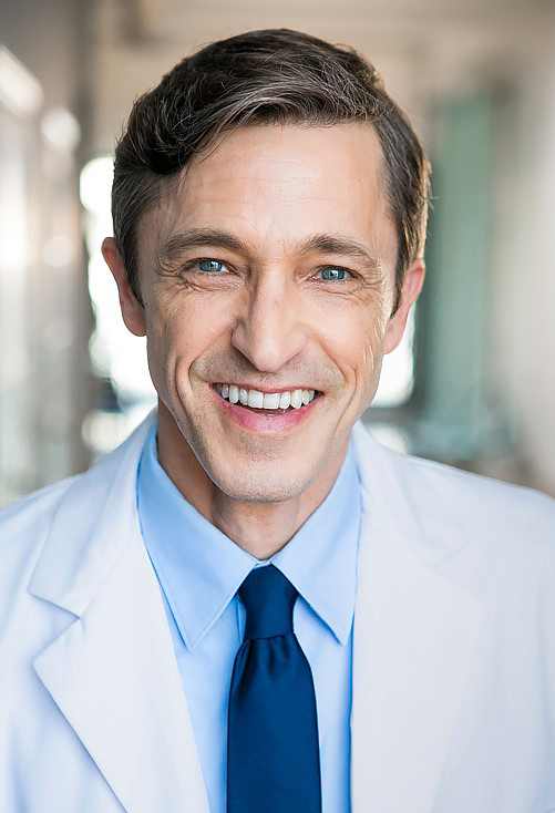 Photo by Kayvon Esmaili